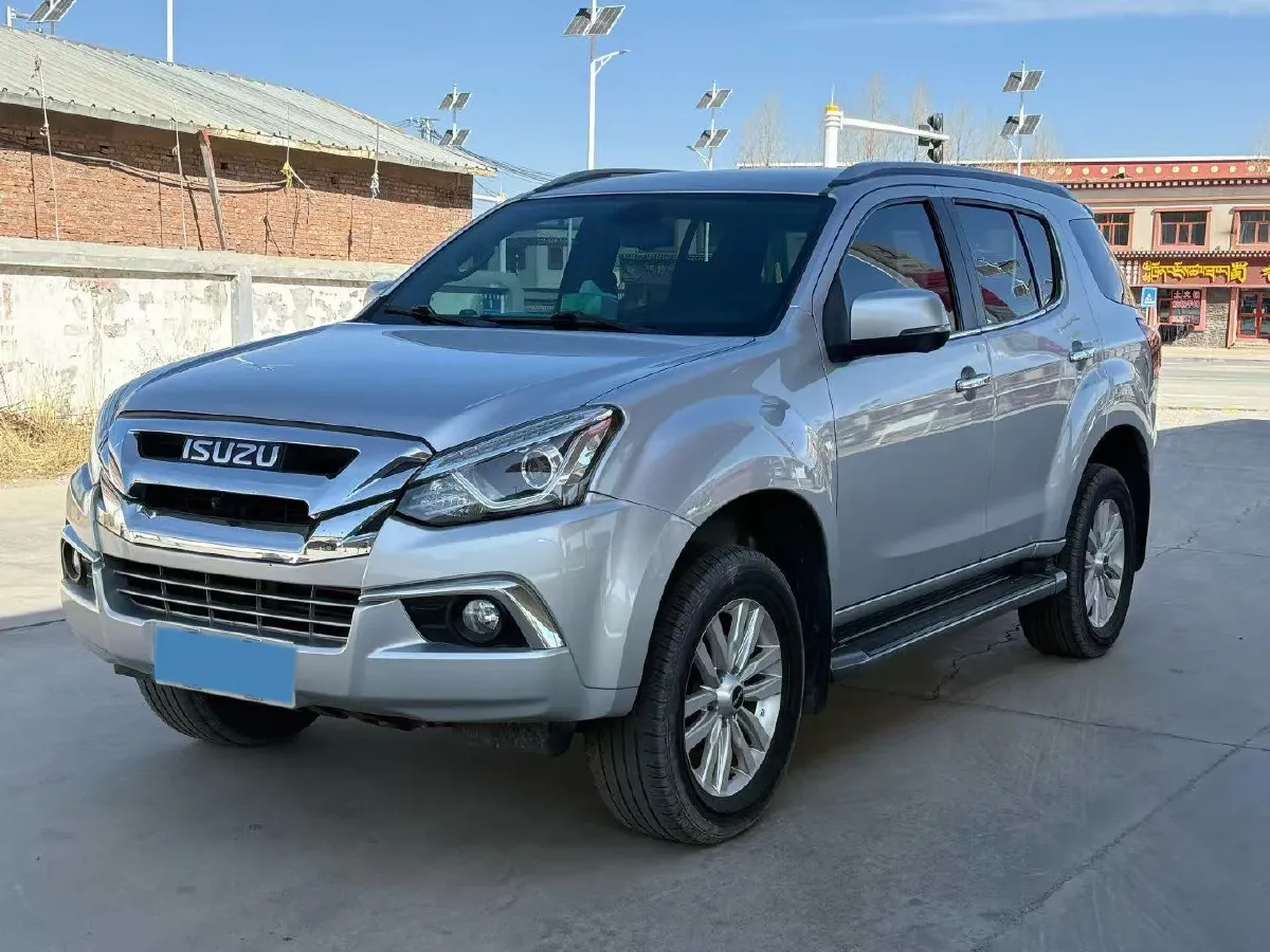 2020 Isuzu Mu-X 1.9T 166HP L4 6AT,autocango,china used car exporter,china ev exporter,chinese used car exporter,chinese used ev exporter