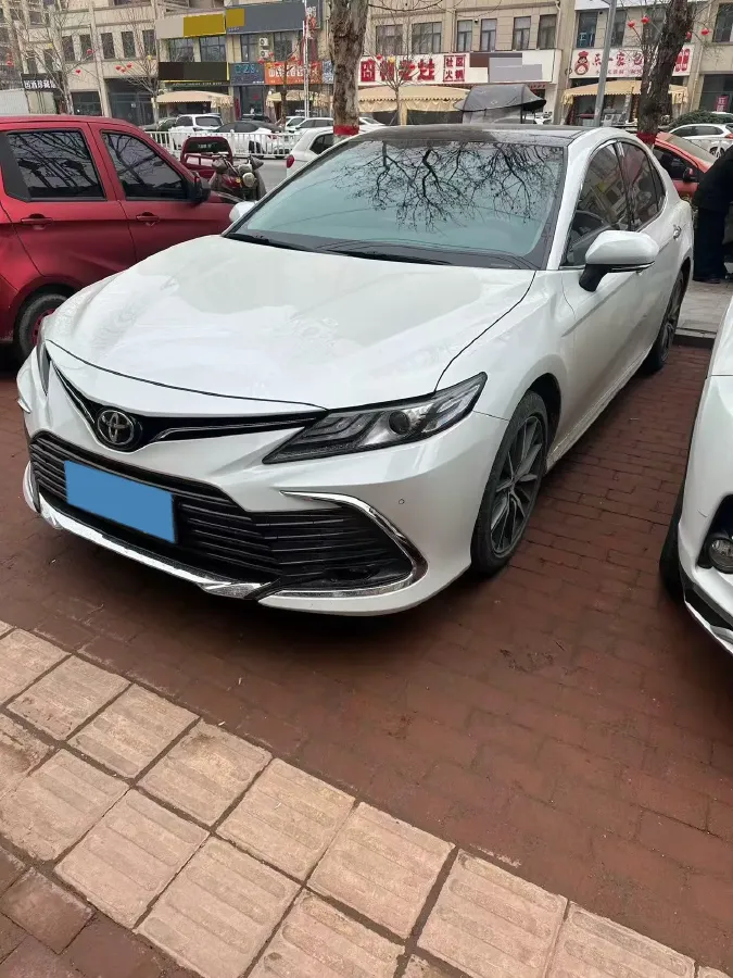 2023 Toyota Camry 2.5L 207HP L4 8AT,autocango,china used car exporter,china ev exporter,chinese used car exporter,chinese used ev exporter