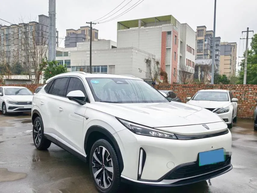 2024 Roewe D5X DMH 1.5T 150HP L4 2DHT PHEV 21.4KWH,autocango,china used car exporter,china ev exporter,chinese used car exporter,chinese used ev exporter