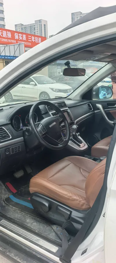 2017 Haval M6 1.5T 150HP L4 6AT,autocango,china used car exporter,china ev exporter,chinese used car exporter,chinese used ev exporter