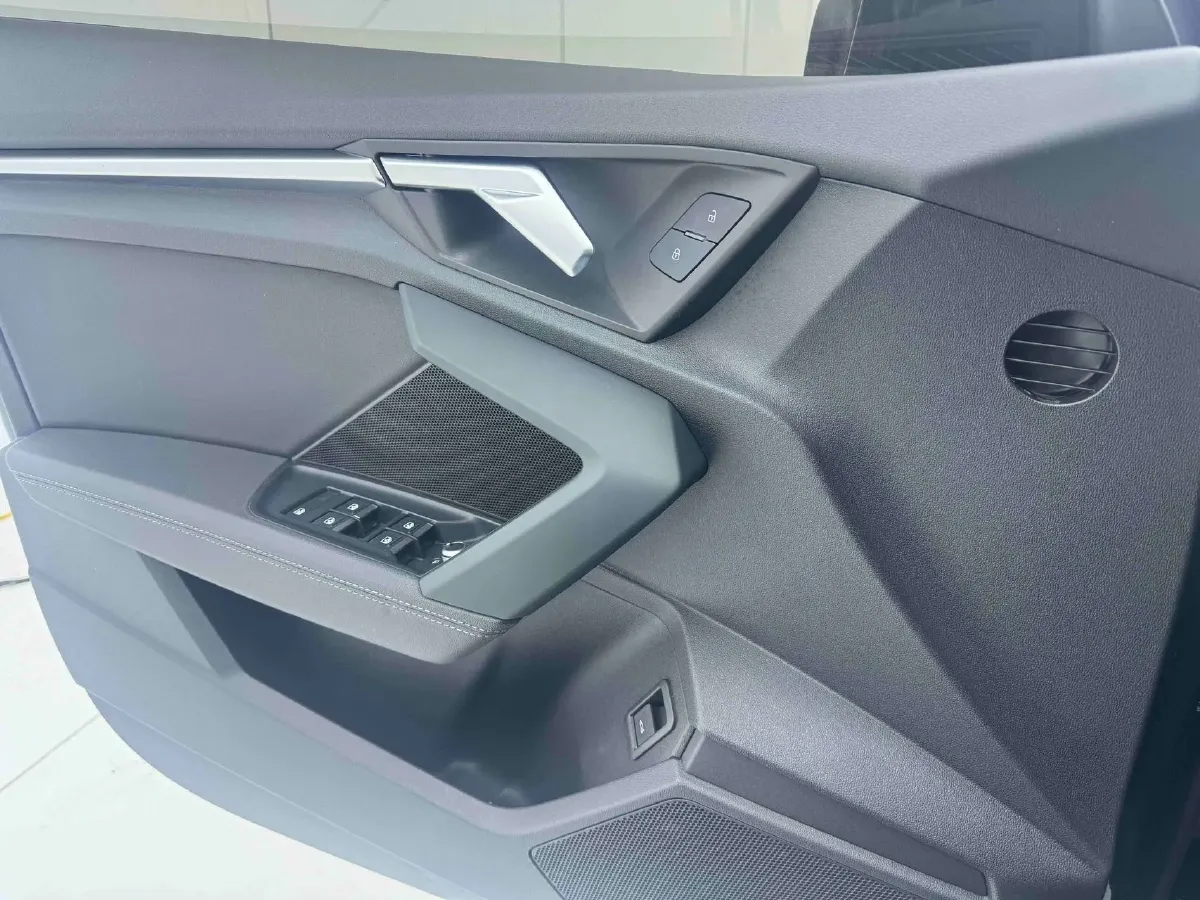 2021 Audi A3 1.4T 150HP L4 7DCT,autocango,china used car exporter,china ev exporter,chinese used car exporter,chinese used ev exporter