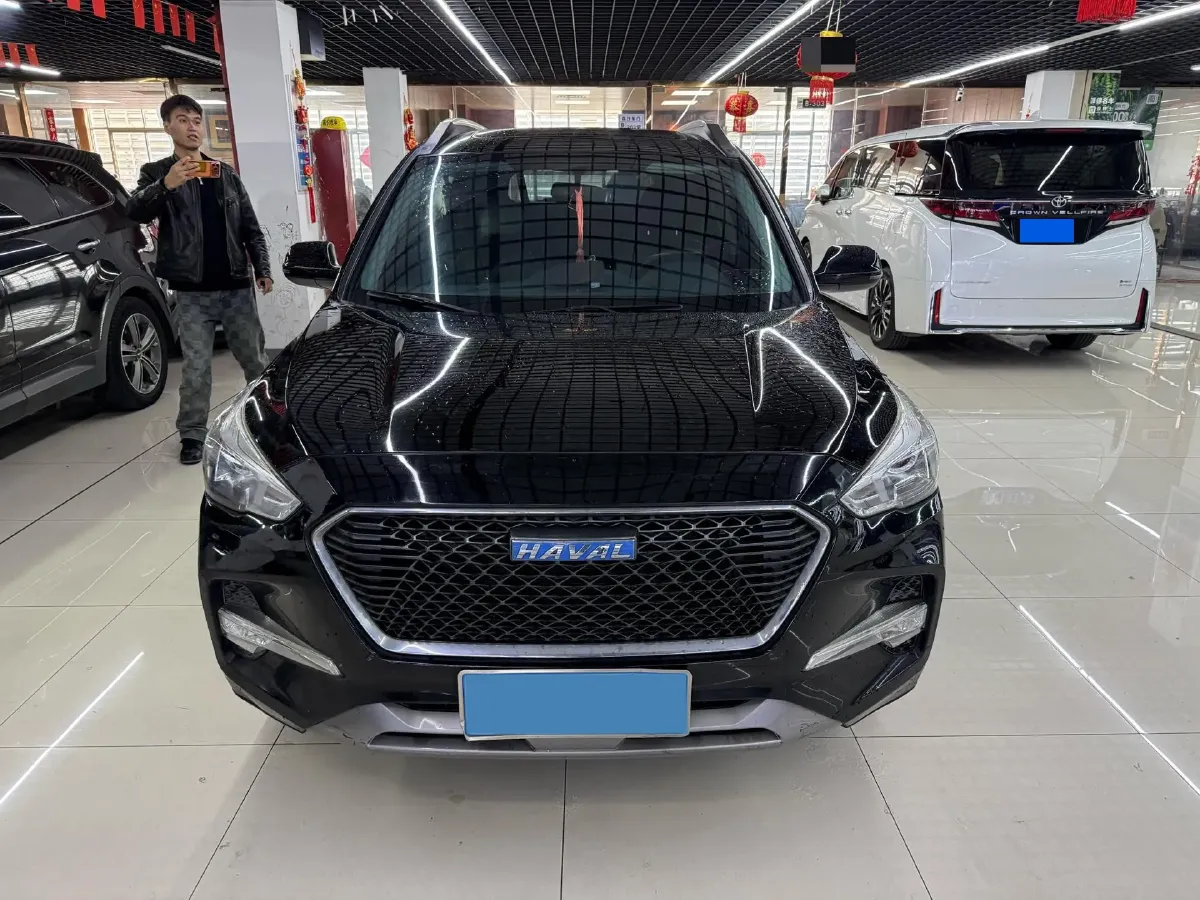 2017 Haval M6 1.5T 150HP L4 6MT,autocango,china used car exporter,china ev exporter,chinese used car exporter,chinese used ev exporter