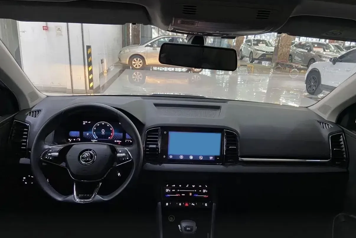 2021 Skoda Karoq 1.4T 150HP L4 7DCT,autocango,china used car exporter,china ev exporter,chinese used car exporter,chinese used ev exporter