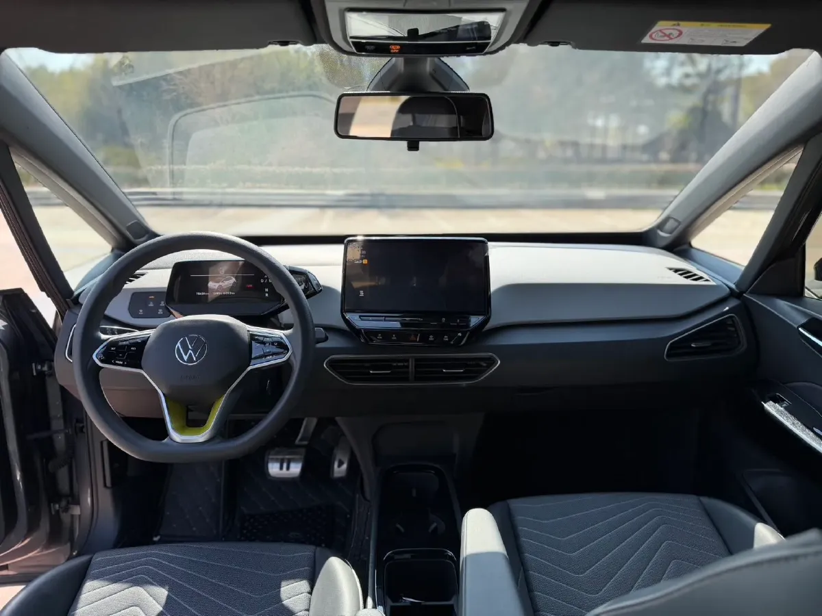 2023 Volkswagen ID.3 BEV 52.8KWH,autocango,china used car exporter,china ev exporter,chinese used car exporter,chinese used ev exporter