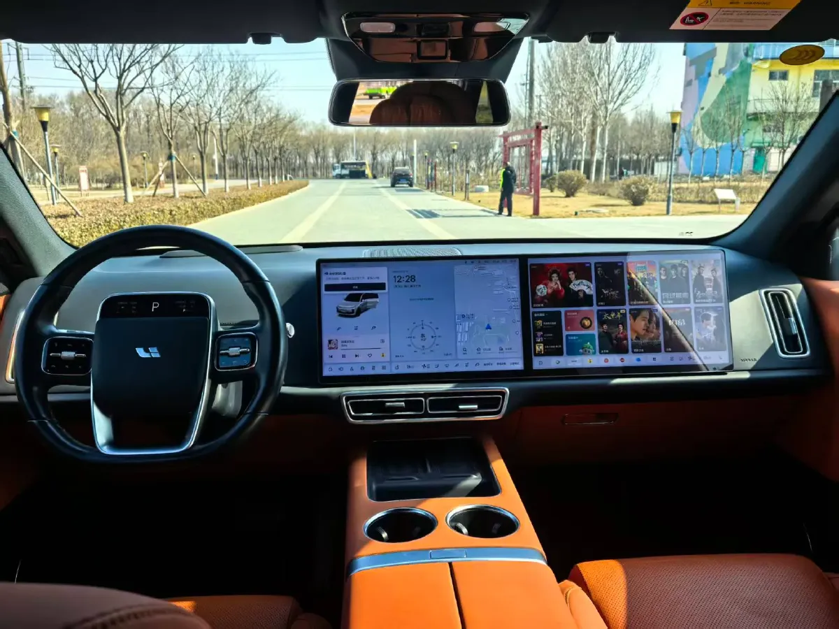 2024 Li L6 Range Extended 154HP L4 REEV 36.8KWH,autocango,china used car exporter,china ev exporter,chinese used car exporter,chinese used ev exporter