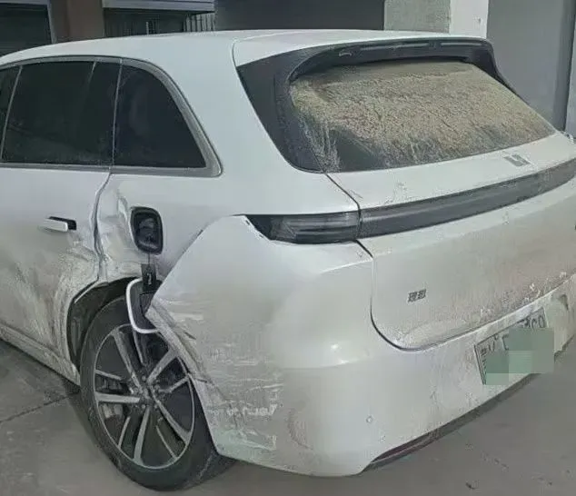 2024 Li L6 Range Extended 154HP L4 REEV 36.8KWH,autocango,china used car exporter,china ev exporter,chinese used car exporter,chinese used ev exporter