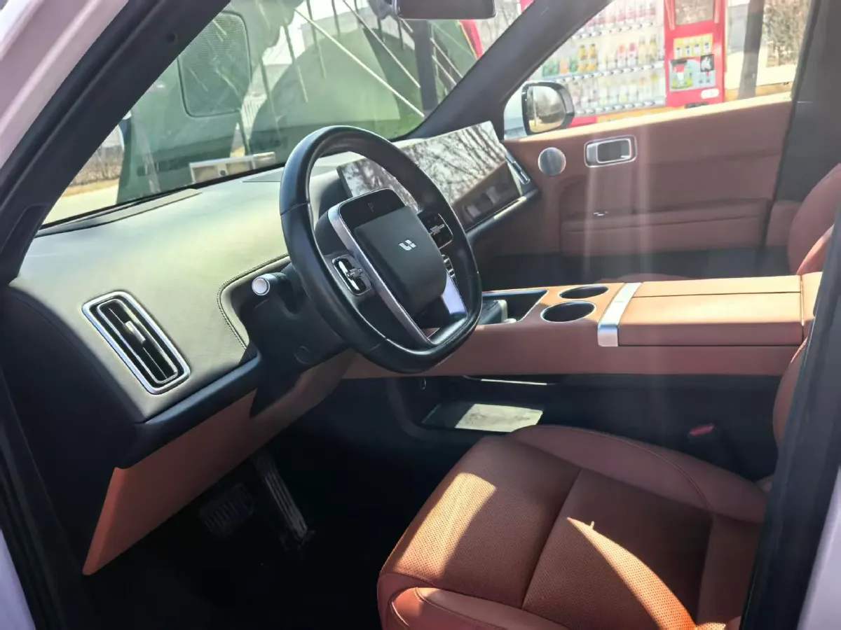 2024 Li L6 Range Extended 154HP L4 REEV 36.8KWH,autocango,china used car exporter,china ev exporter,chinese used car exporter,chinese used ev exporter