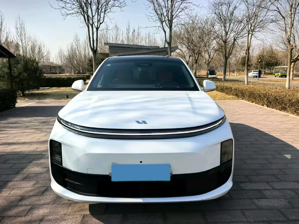 2024 Li L6 Range Extended 154HP L4 REEV 36.8KWH,autocango,china used car exporter,china ev exporter,chinese used car exporter,chinese used ev exporter