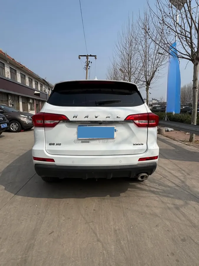 2021 Haval M6 1.5T 150HP L4 6MT,autocango,china used car exporter,china ev exporter,chinese used car exporter,chinese used ev exporter