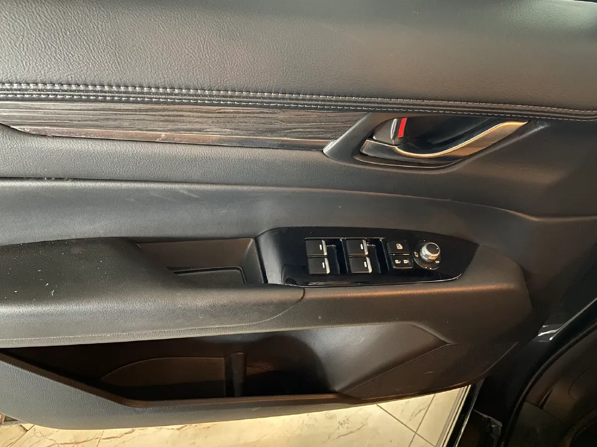 2022 MAXUS XinTu V90 2.0T 150HP L4 6AT,autocango,china used car exporter,china ev exporter,chinese used car exporter,chinese used ev exporter