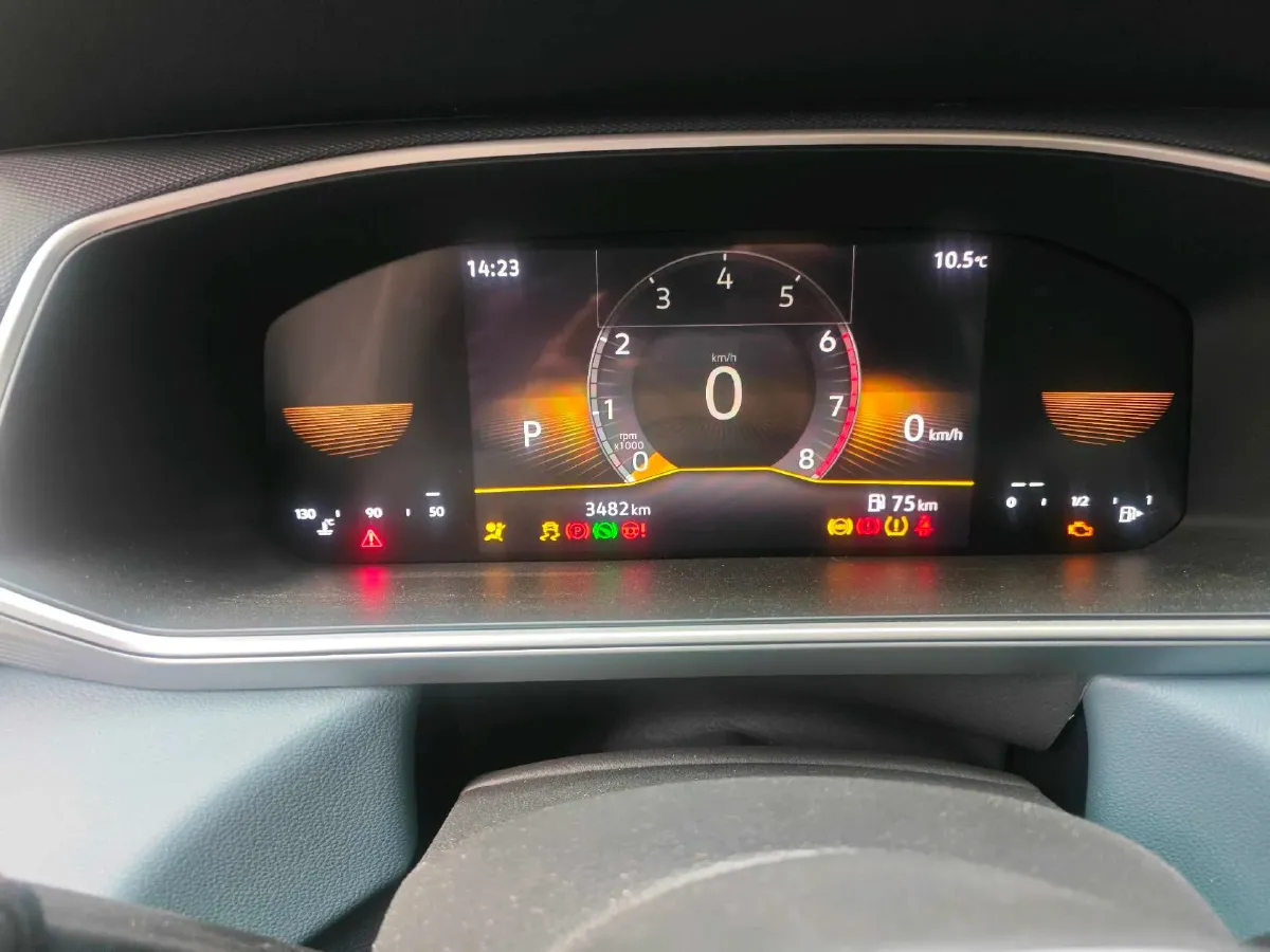 2025 Volkswagen Tharu 1.5T 160HP L4 7DCT,autocango,china used car exporter,china ev exporter,chinese used car exporter,chinese used ev exporter