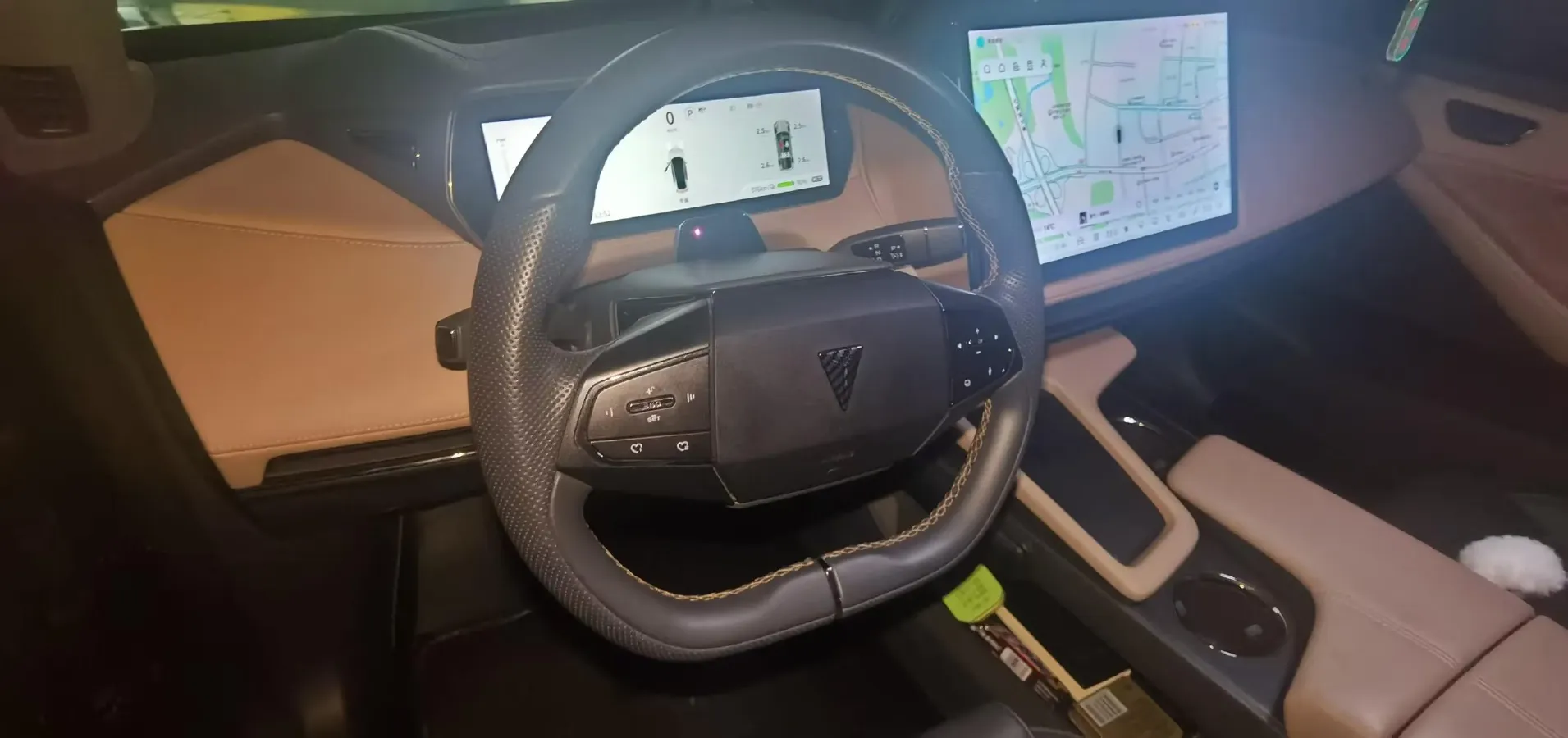 2022 DongFeng Forthing LingZhi EV BEV 68.4KWH,autocango,china used car exporter,china ev exporter,chinese used car exporter,chinese used ev exporter