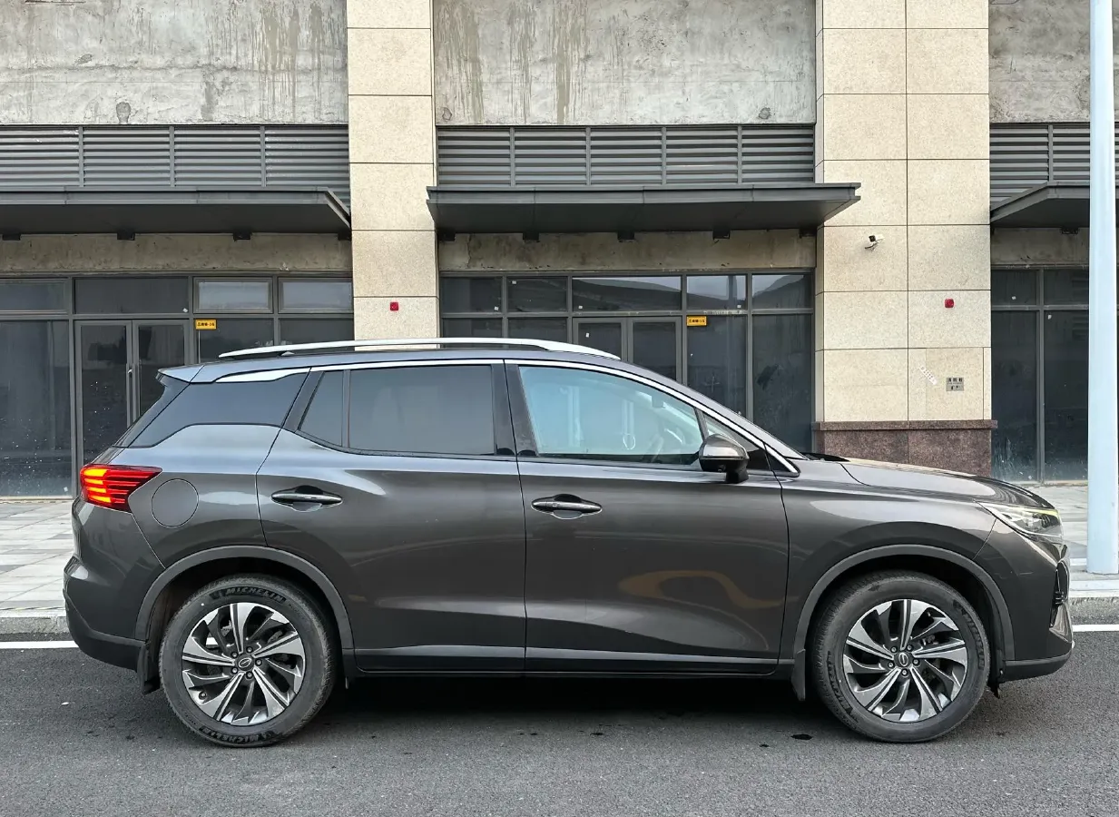 2020 GAC Trumpchi GS4 1.5T 169HP L4 6AT,autocango,china used car exporter,china ev exporter,chinese used car exporter,chinese used ev exporter