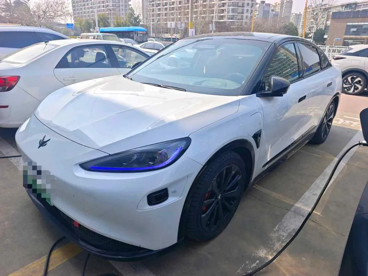 2022 ARCFOX αS BEV 74.5KWH,autocango,china used car exporter,china ev exporter,chinese used car exporter,chinese used ev exporter