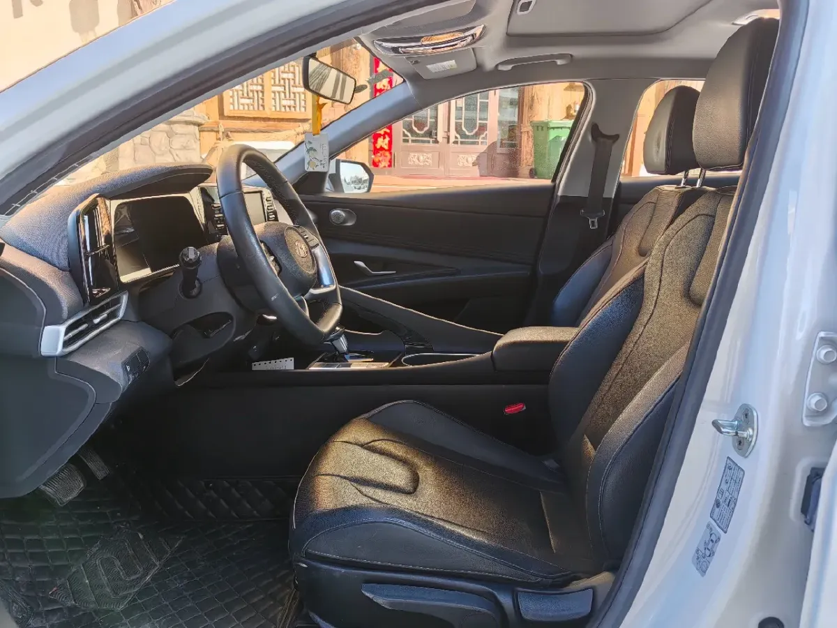 2022 Hyundai Elantra 1.5L 115HP L4 CVT,autocango,china used car exporter,china ev exporter,chinese used car exporter,chinese used ev exporter