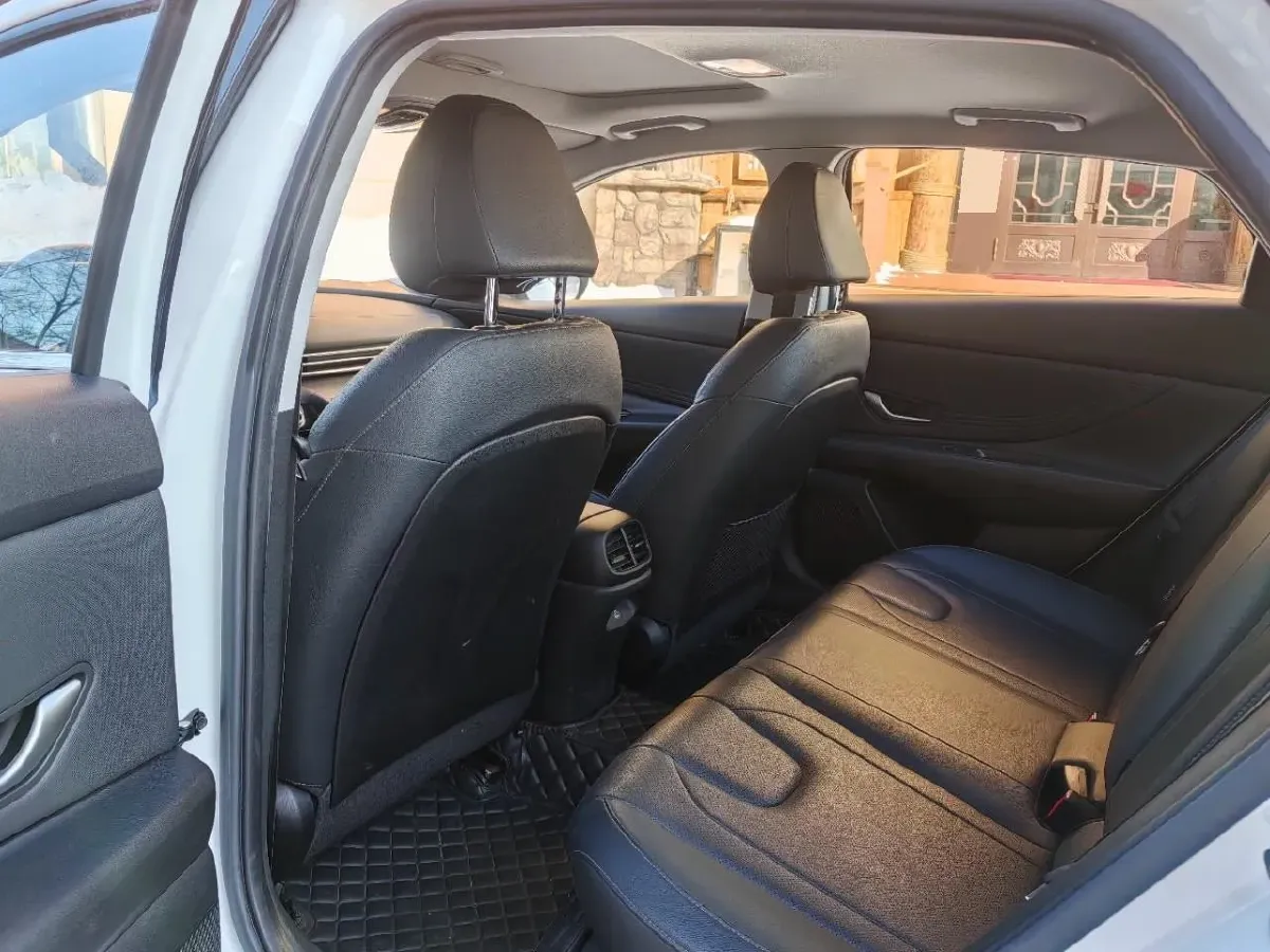 2022 Hyundai Elantra 1.5L 115HP L4 CVT,autocango,china used car exporter,china ev exporter,chinese used car exporter,chinese used ev exporter