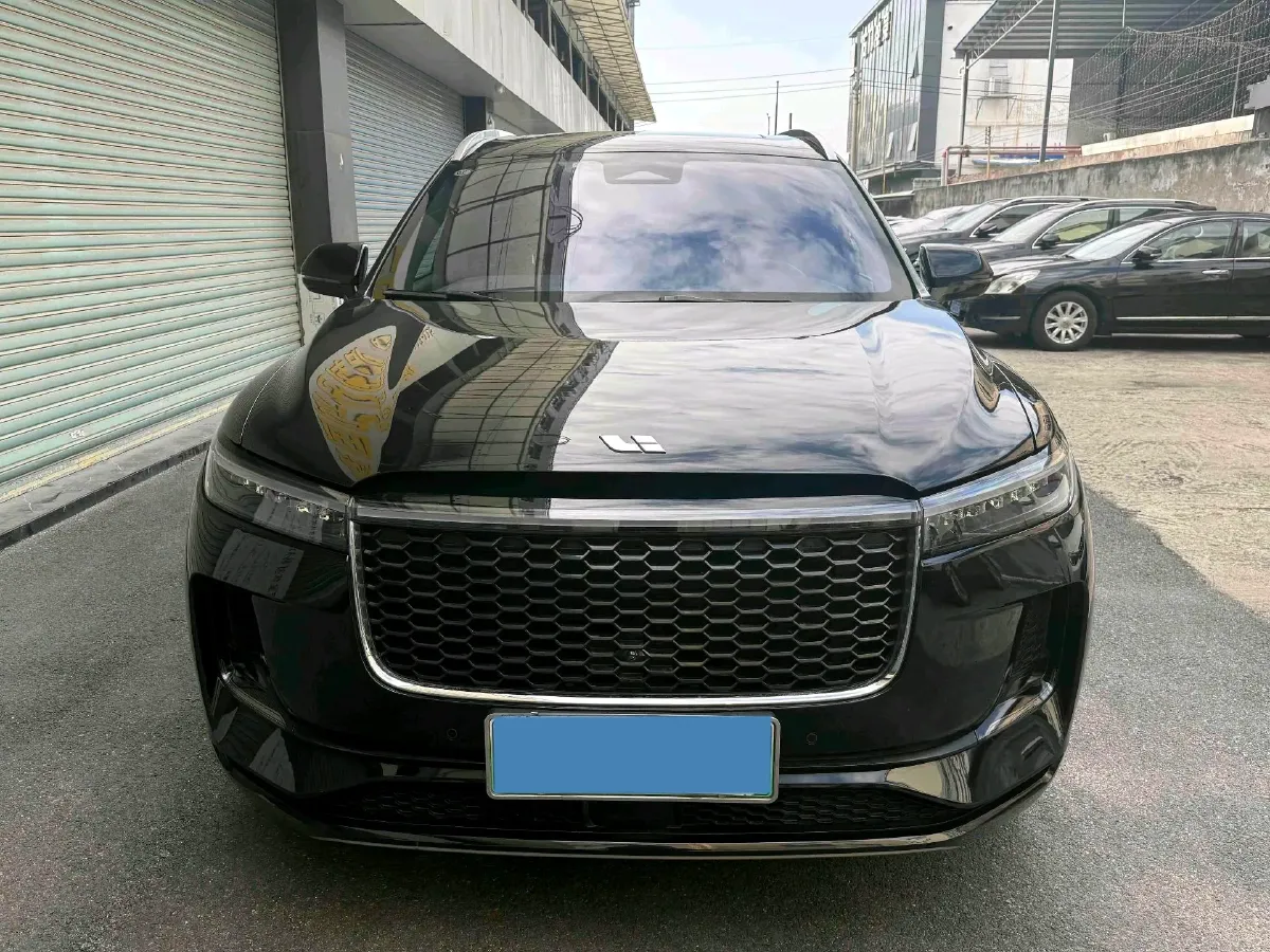 2021 Li ONE Range Extended 131HP REEV 40.5KWH,autocango,china used car exporter,china ev exporter,chinese used car exporter,chinese used ev exporter