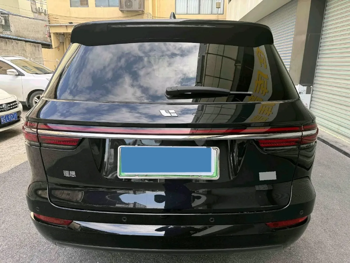 2021 Li ONE Range Extended 131HP REEV 40.5KWH,autocango,china used car exporter,china ev exporter,chinese used car exporter,chinese used ev exporter