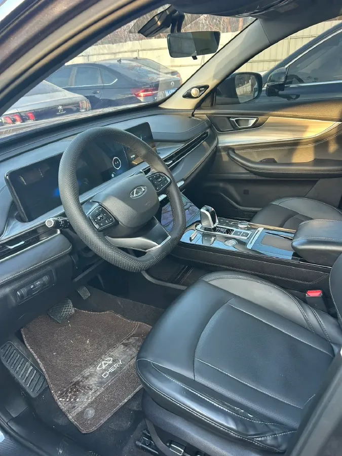 2021 Chery Tiggo 8 Plus 1.6T 197HP L4 7DCT,autocango,china used car exporter,china ev exporter,chinese used car exporter,chinese used ev exporter