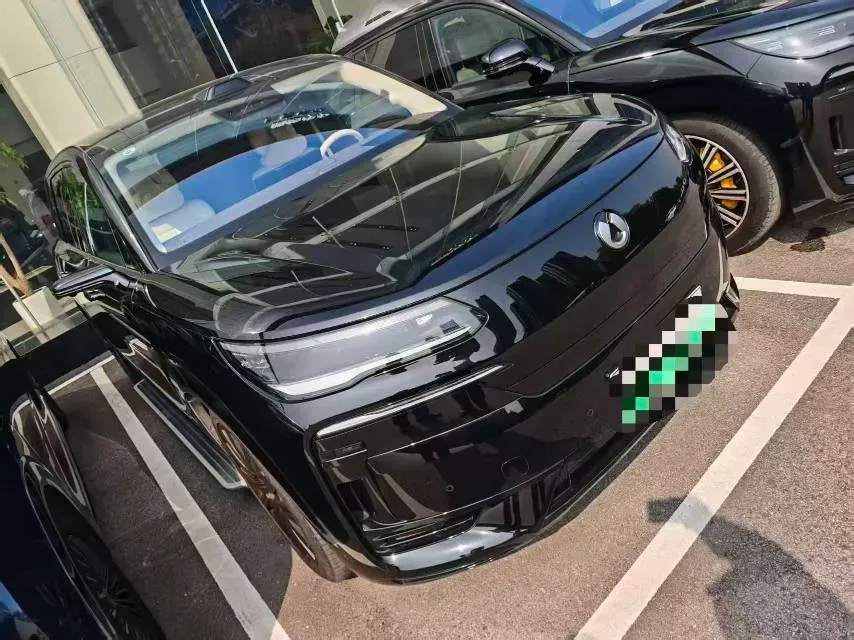 2025 Denza DenzaN9 2.0T 207HP L4 E-CVT PHEV,autocango,china used car exporter,china ev exporter,chinese used car exporter,chinese used ev exporter