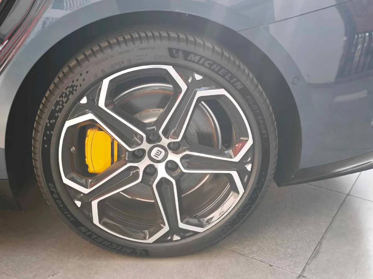 2024 MI SU7 BEV 94.3KWH,autocango,china used car exporter,china ev exporter,chinese used car exporter,chinese used ev exporter