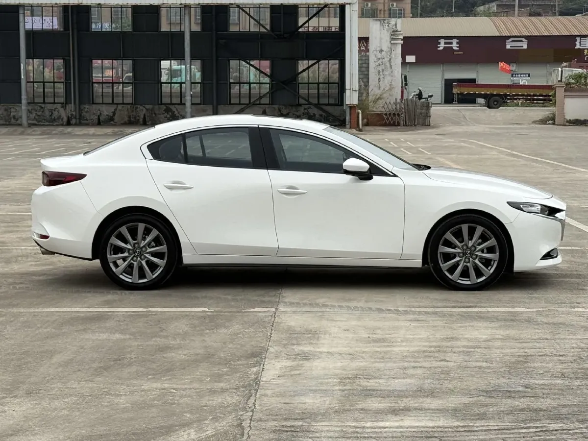 2021 Mazda 3 Axela 2.0L 158HP L4 6AT,autocango,china used car exporter,china ev exporter,chinese used car exporter,chinese used ev exporter
