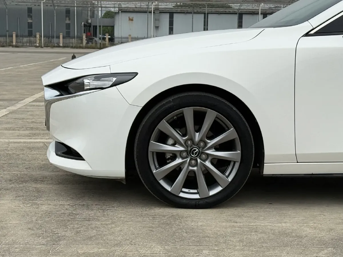 2021 Mazda 3 Axela 2.0L 158HP L4 6AT,autocango,china used car exporter,china ev exporter,chinese used car exporter,chinese used ev exporter