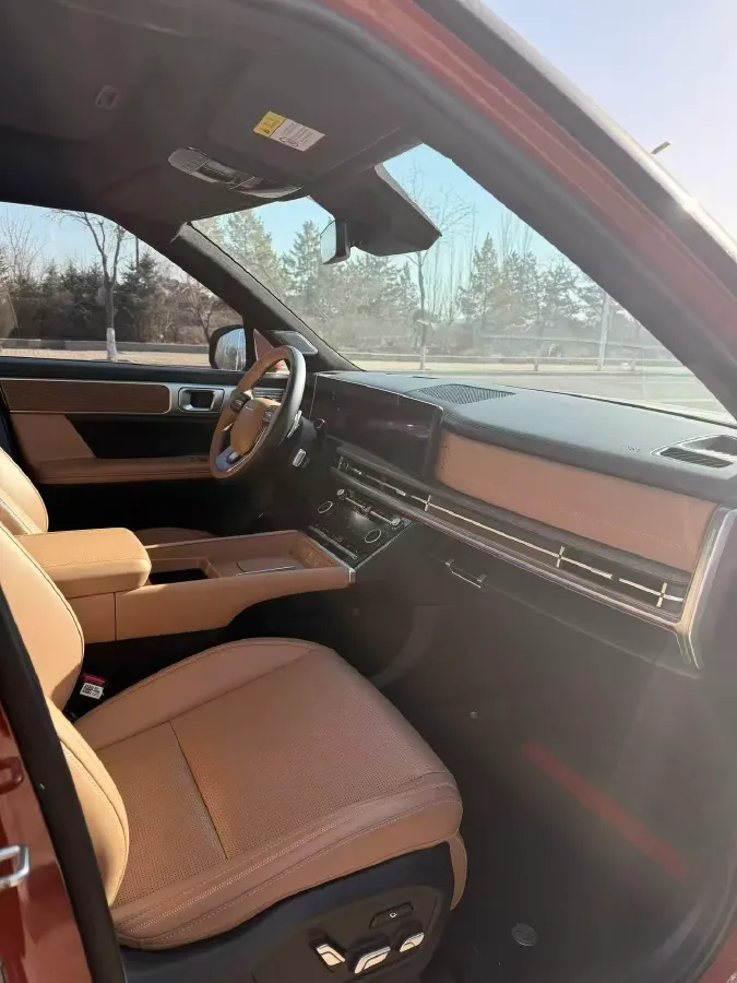 2024 Hyundai Santafe 2.0T 247HP L4 8AT,autocango,china used car exporter,china ev exporter,chinese used car exporter,chinese used ev exporter