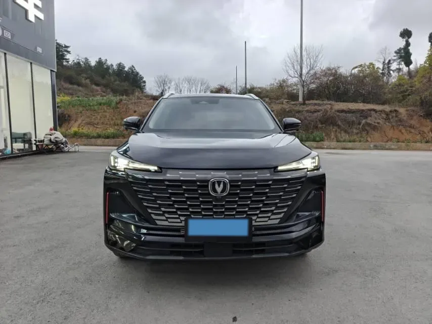 2022 ChangAn CS55 Plus 1.5T 180HP L4 7DCT,autocango,china used car exporter,china ev exporter,chinese used car exporter,chinese used ev exporter
