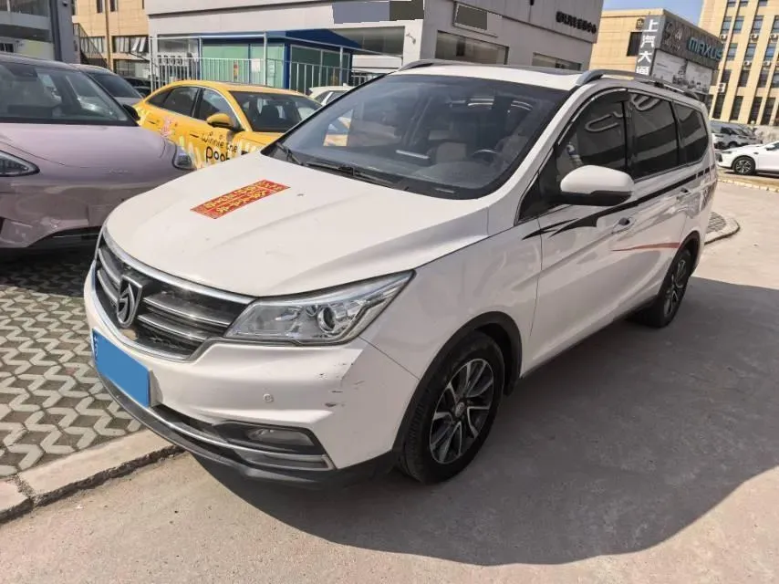 2017 BaoJun 730 1.5T 150HP L4 6DCT,autocango,china used car exporter,china ev exporter,chinese used car exporter,chinese used ev exporter