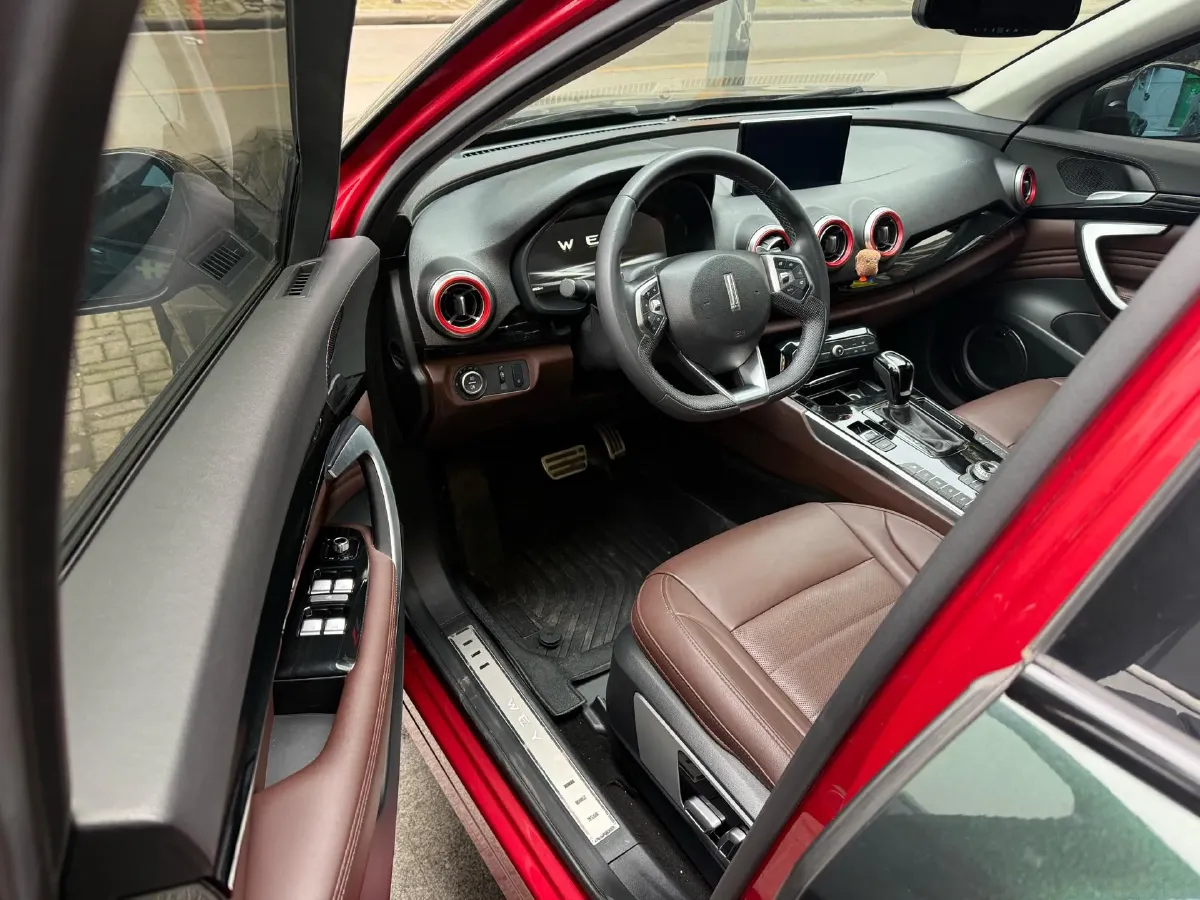 2017 WEY VV7 2.0T 234HP L4 7DCT,autocango,china used car exporter,china ev exporter,chinese used car exporter,chinese used ev exporter