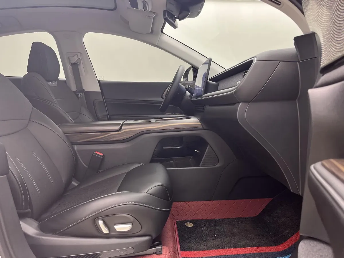 2023 Xpeng G6 BEV 66KWH,autocango,china used car exporter,china ev exporter,chinese used car exporter,chinese used ev exporter