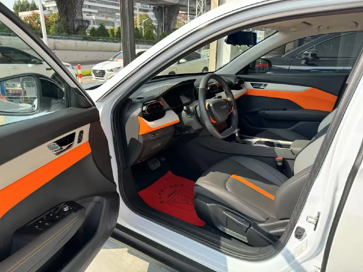 2023 DongFeng Aeolus YiXuan 1.5L 125HP L4 6DCT,autocango,china used car exporter,china ev exporter,chinese used car exporter,chinese used ev exporter