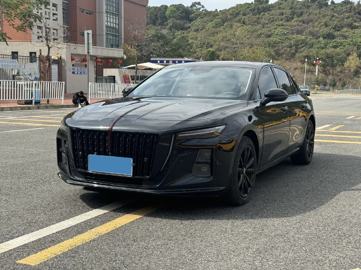 2025 HongQi H5 1.5T 169HP L4 7DCT,autocango,china used car exporter,china ev exporter,chinese used car exporter,chinese used ev exporter