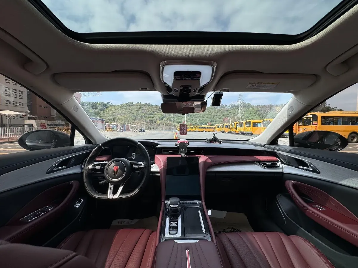 2025 HongQi H5 1.5T 169HP L4 7DCT,autocango,china used car exporter,china ev exporter,chinese used car exporter,chinese used ev exporter