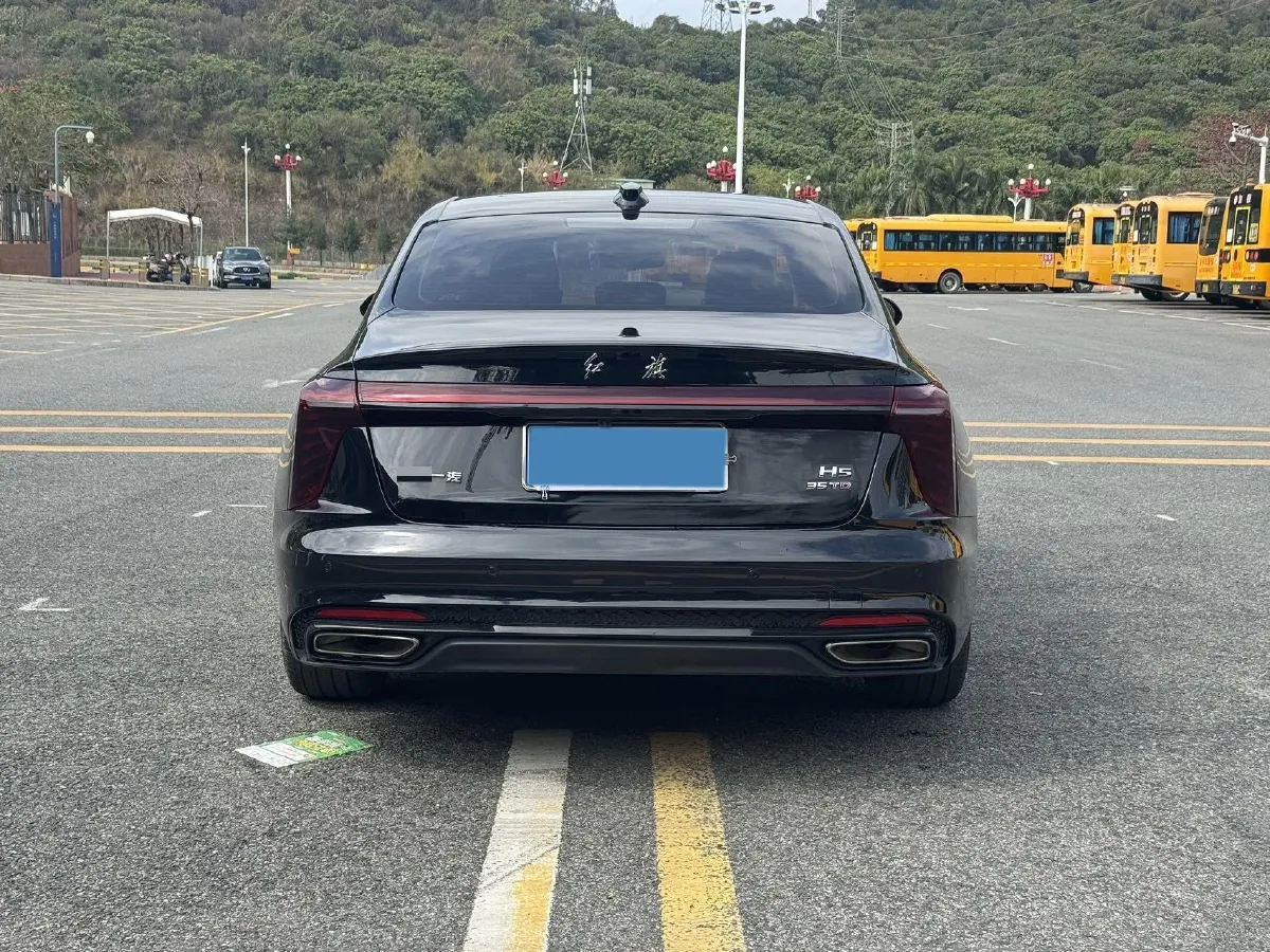 2025 HongQi H5 1.5T 169HP L4 7DCT,autocango,china used car exporter,china ev exporter,chinese used car exporter,chinese used ev exporter