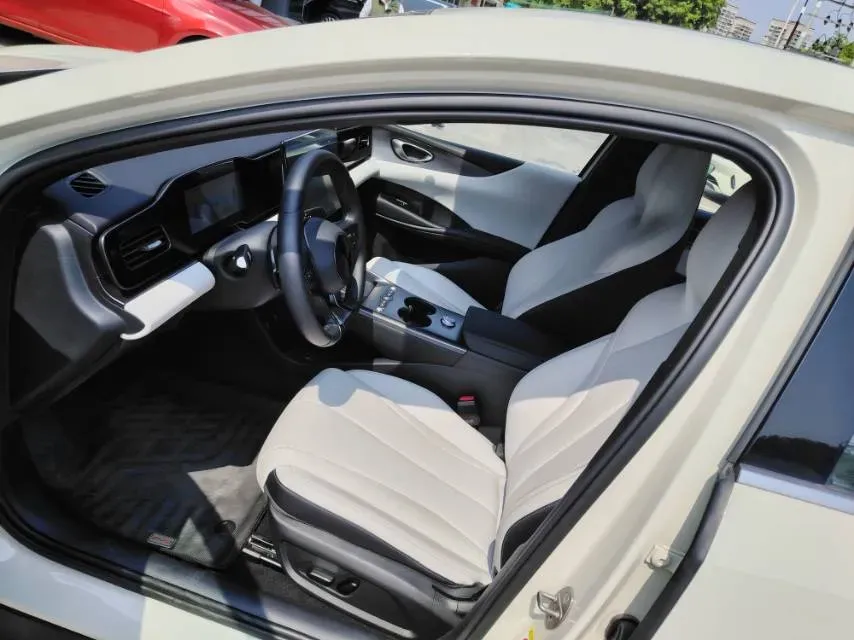 2025 BYD Seal06 BEV,autocango,china used car exporter,china ev exporter,chinese used car exporter,chinese used ev exporter