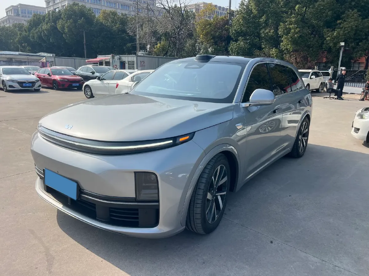 2023 Li L7 Range Extended 154HP REEV 40.9KWH,autocango,china used car exporter,china ev exporter,chinese used car exporter,chinese used ev exporter