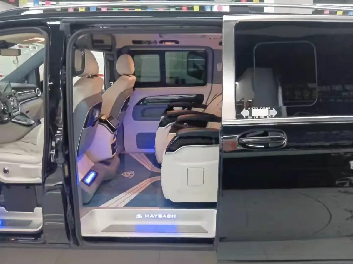 2021 Mercedes-Benz Vito 2.0T 211HP L4 9AT,autocango,china used car exporter,china ev exporter,chinese used car exporter,chinese used ev exporter