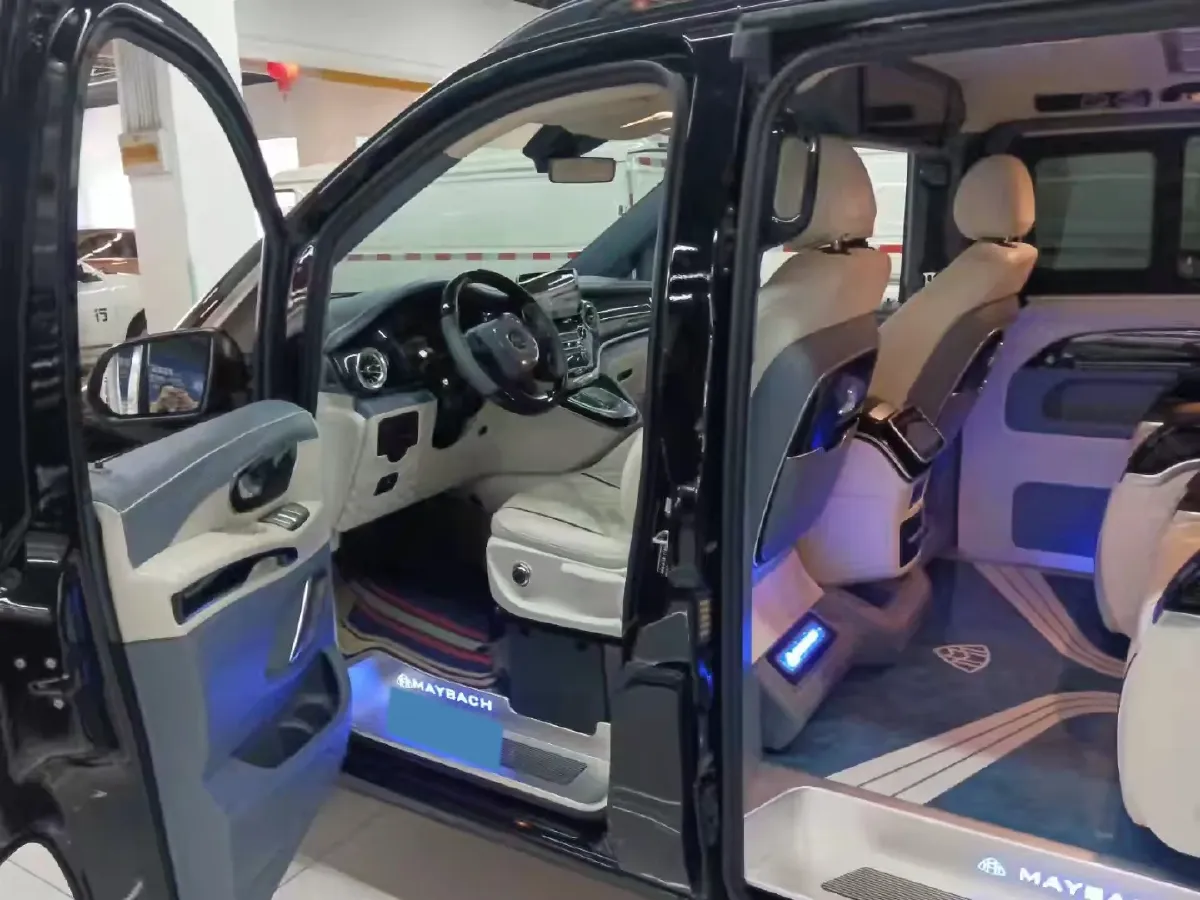 2021 Mercedes-Benz Vito 2.0T 211HP L4 9AT,autocango,china used car exporter,china ev exporter,chinese used car exporter,chinese used ev exporter