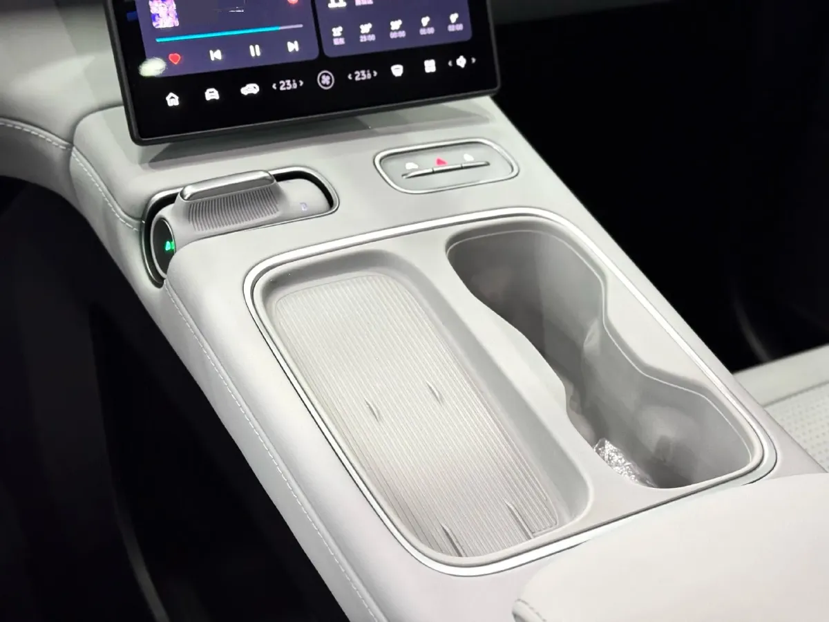 2023 NIO ES6 BEV 75KWH,autocango,china used car exporter,china ev exporter,chinese used car exporter,chinese used ev exporter