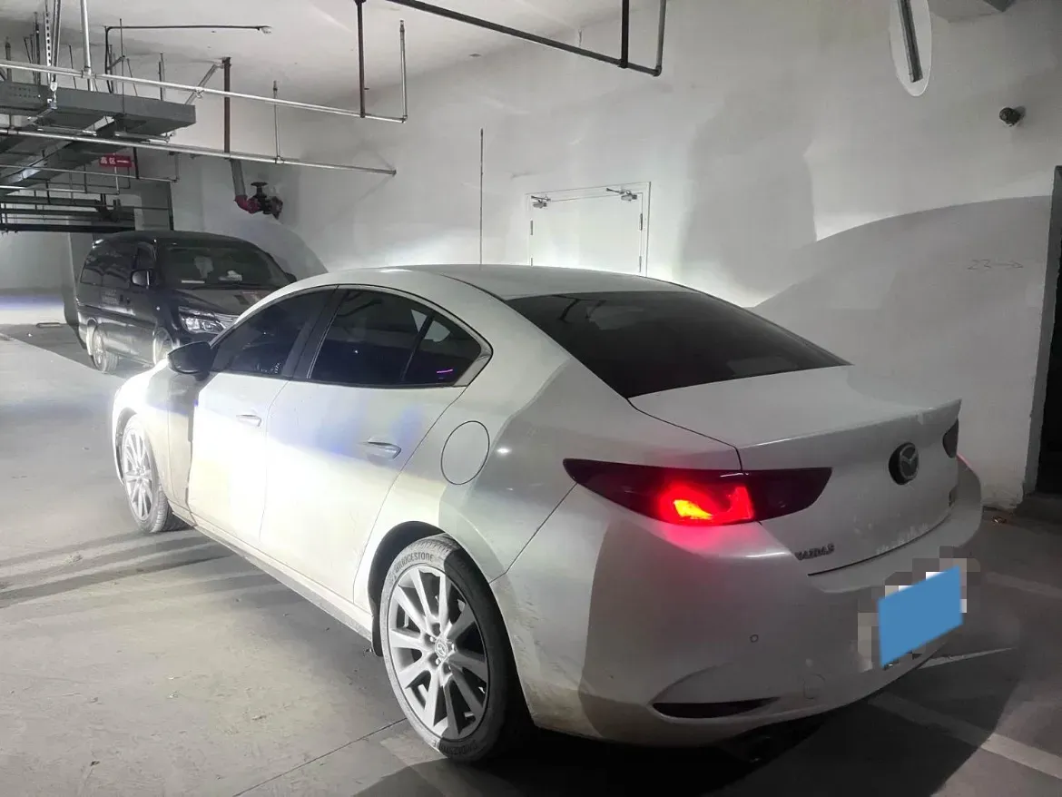 2021 Mazda 3 Axela 2.0L 158HP L4 6AT,autocango,china used car exporter,china ev exporter,chinese used car exporter,chinese used ev exporter