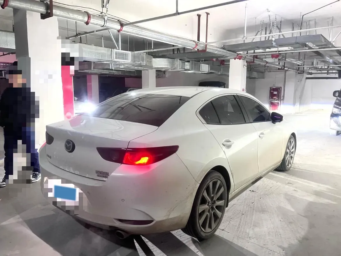 2021 Mazda 3 Axela 2.0L 158HP L4 6AT,autocango,china used car exporter,china ev exporter,chinese used car exporter,chinese used ev exporter