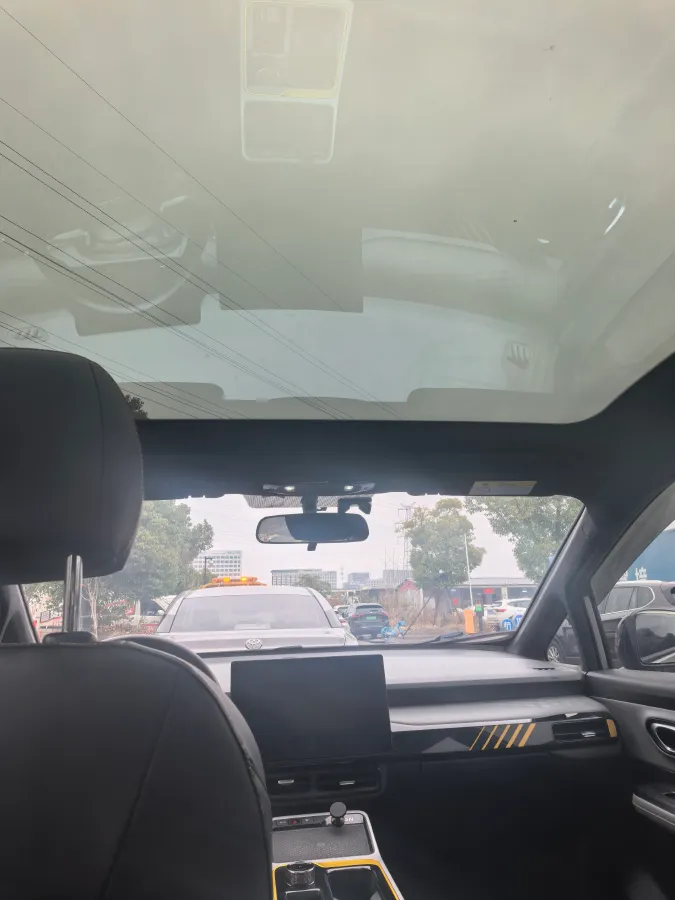 2022 Geely Okavango 1.8T 184HP L4 7DCT,autocango,china used car exporter,china ev exporter,chinese used car exporter,chinese used ev exporter