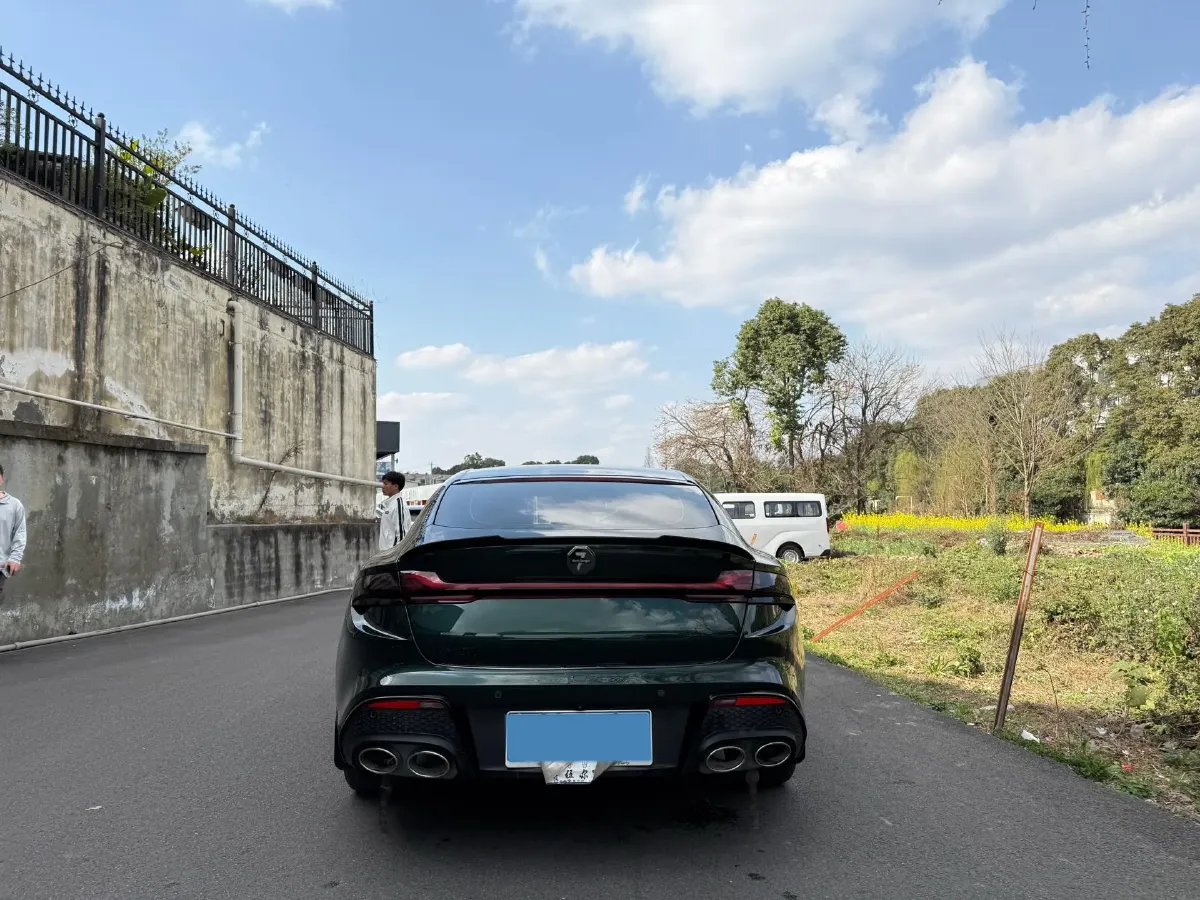 2023 MG 7 1.5T 188HP L4 7DCT,autocango,china used car exporter,china ev exporter,chinese used car exporter,chinese used ev exporter