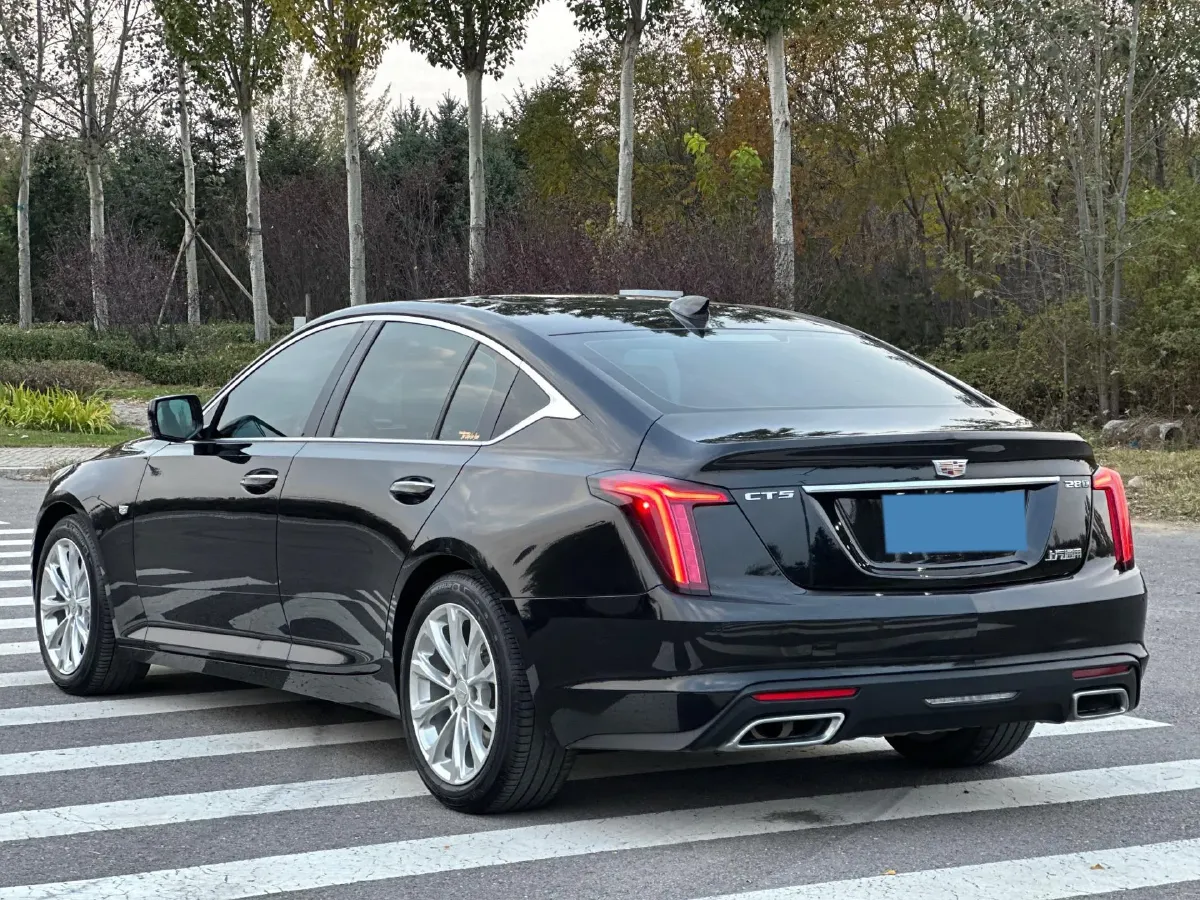 2022 Cadillac CT5 2.0T 237HP L4 10AT,autocango,china used car exporter,china ev exporter,chinese used car exporter,chinese used ev exporter
