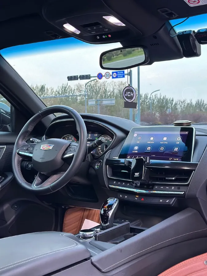 2022 Cadillac CT5 2.0T 237HP L4 10AT,autocango,china used car exporter,china ev exporter,chinese used car exporter,chinese used ev exporter