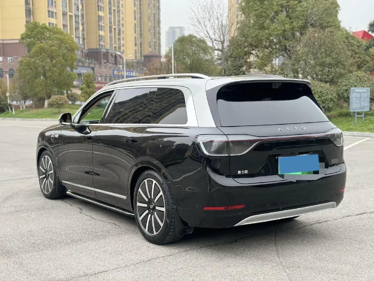 2025 AITO AITO M9 REEV 160HP REEV 52KWH,autocango,china used car exporter,china ev exporter,chinese used car exporter,chinese used ev exporter