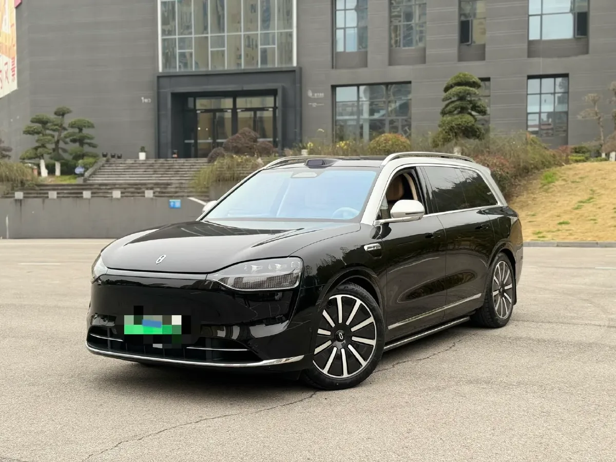 2025 AITO AITO M9 REEV 160HP REEV 52KWH,autocango,china used car exporter,china ev exporter,chinese used car exporter,chinese used ev exporter