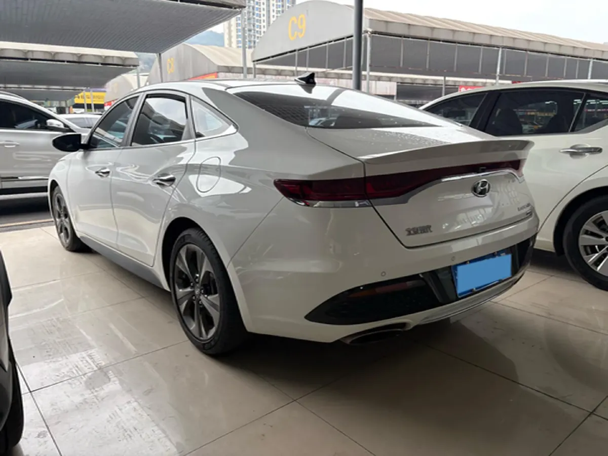 2019 Hyundai La Festa 1.6T 204HP L4 7DCT,autocango,china used car exporter,china ev exporter,chinese used car exporter,chinese used ev exporter